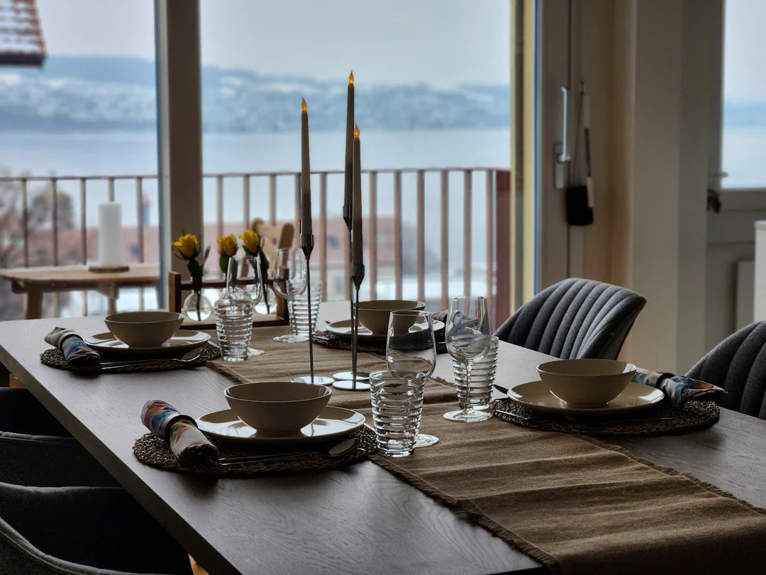 Transforme Sua Mesa de Jantar com Toalhas e Acessórios