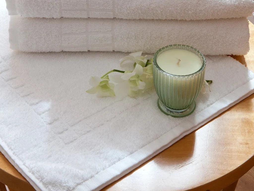 Piso Unique Profissional 600g/m² Branco Hotel 45 x 70 cm